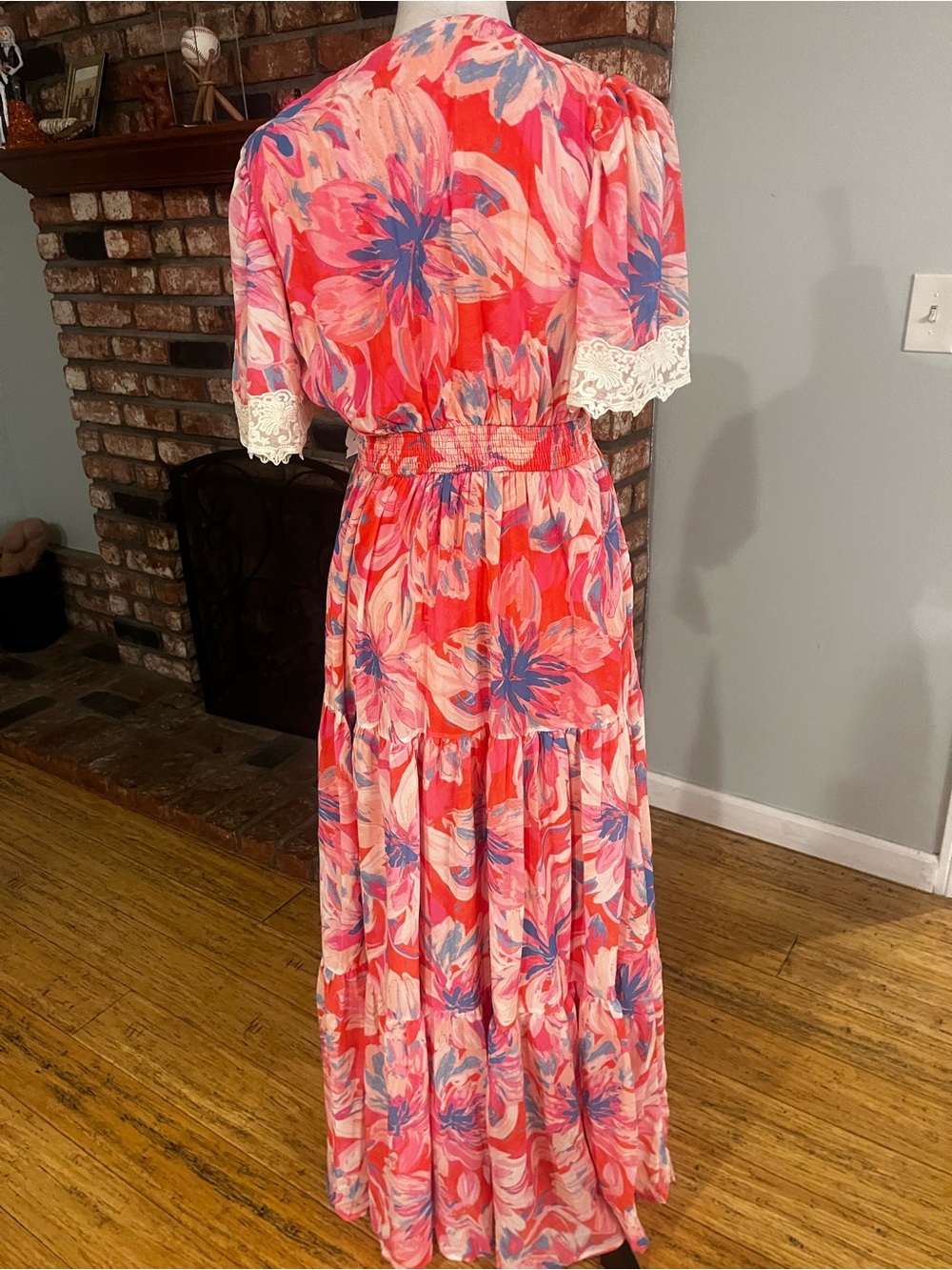 $140 Flying Tomato NWOT Coral Pink Floral Lace Maxi - Picture 6 of 8